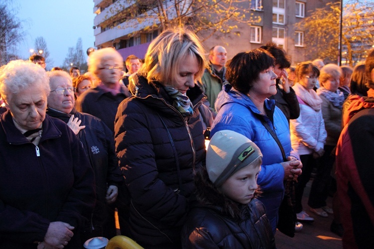 Droga Krzyżowa na os. Tysiąclecia 2014