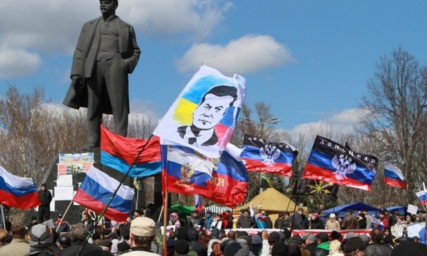 Demonstranci: "Chcemy Rosji i Stalina"