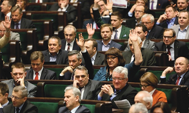 Posłowie w maju zadecydują, czy ustawa o „uzgodnieniu płci” wejdzie w życie