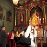  Starowiejska świątynia i parafialne zabytki w muzeum zachwyciły gości 
