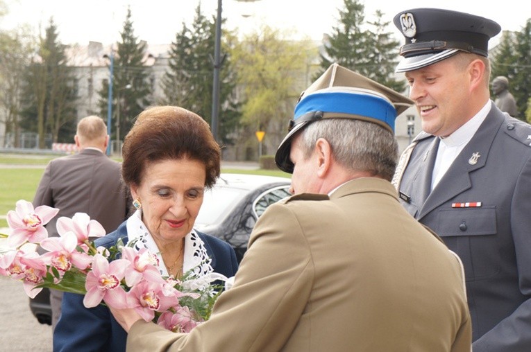 Karolina Kaczorowska z wizytą na ziemi skierniewickiej