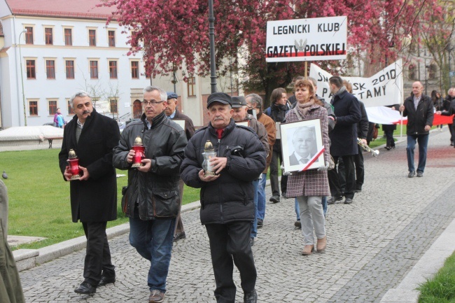 Kolejna rocznica, kolejne hasła