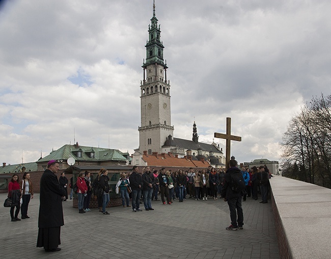 Pielgrzymka maturzystów cz. 2