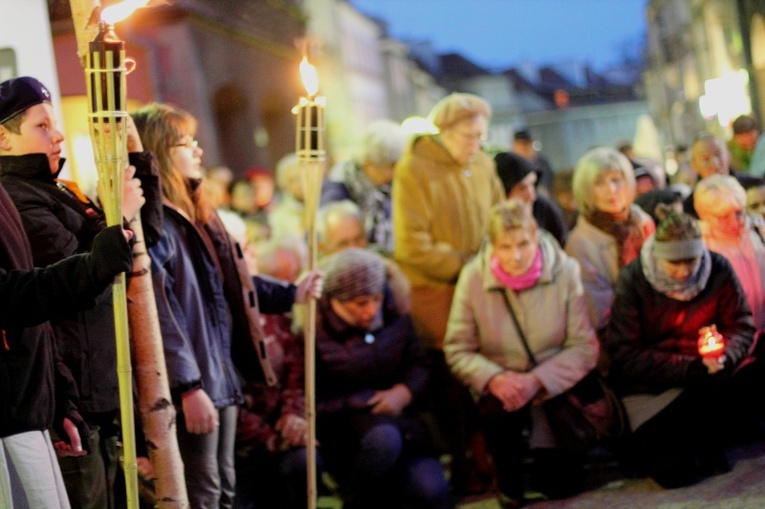 Droga Krzyżowa - Olsztyn