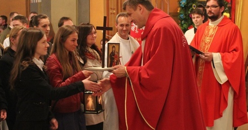 Iskra i Miserykordyna na drogę do Krakowa