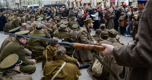 Marsz Cieni przeszedł ulicami Warszawy