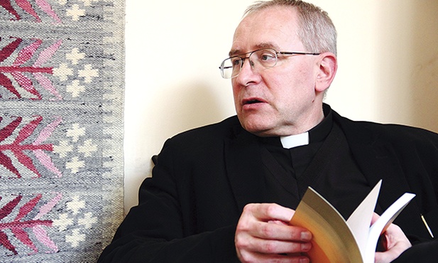  – Dla Karola Wojtyły poezja była pierwszym sposobem wyrażania myśli i uczuć religijnych – uważa ks. Jan Machniak