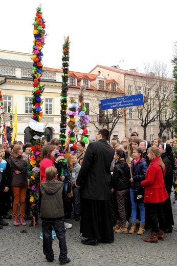 Przekazanie replik symboli ŚDM