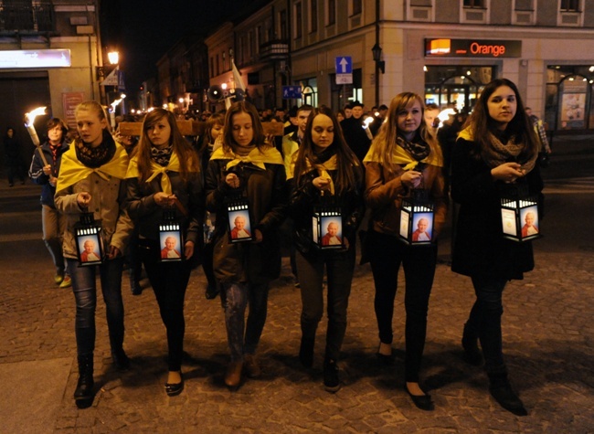 Droga Krzyżowa w centrum Radomia