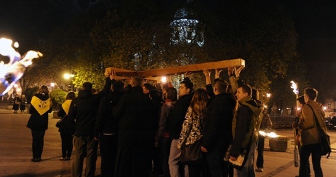 Droga Krzyżowa w centrum Radomia