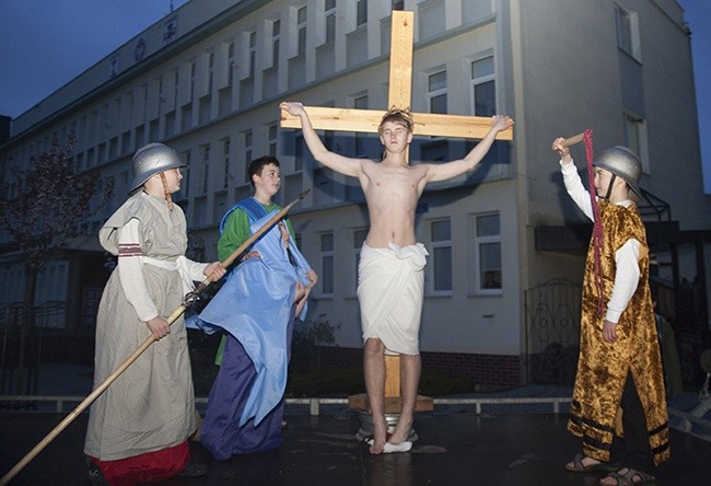 Droga Krzyżowa w Świdwinie