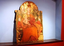 Wyjątkowy, gotycki obraz Matki Bożej można oglądać w żywieckim muzeum miejskim