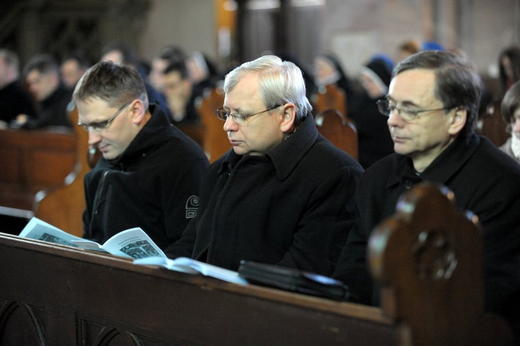 Liturgia godzin w Wielki Piątek