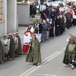 Wyszli z krzyżem na ulice