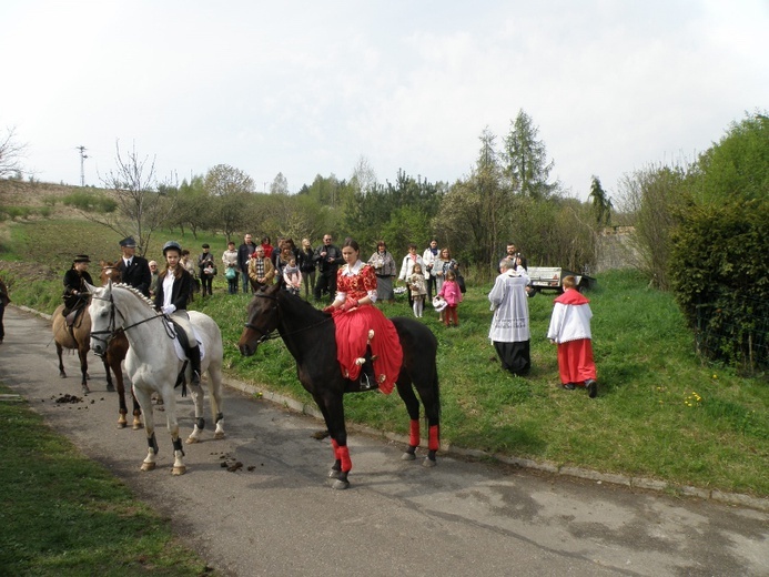 Święcenie pokarmów w Dziećkowicach