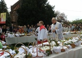 Święcenie pokarmów w Dziećkowicach