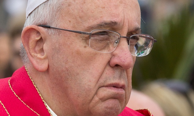 Papież zadzwonił do chorego kardynała 
