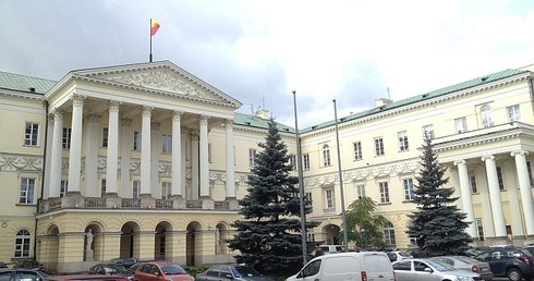 Wiceprezydent podał się do dymisji