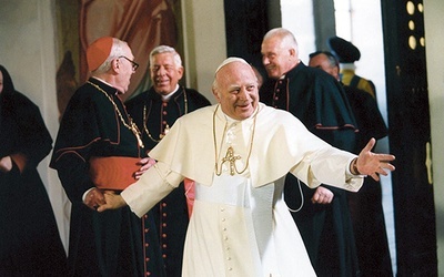 W „Dobrym Papieżu” Tognazziego, z Bobem Hoskinsem  w roli Jana XXIII, znalazło się mnóstwo stereotypów i uproszczeń dotyczących relacji papieża z Kurią Rzymską