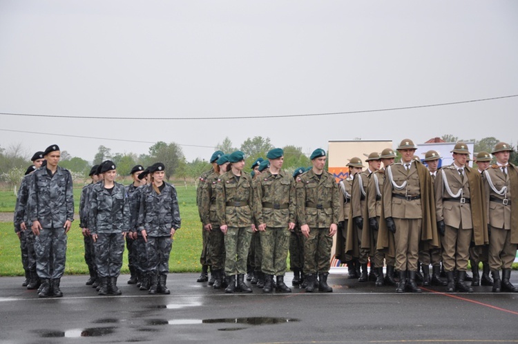 Przegląd musztry klas mundurowych