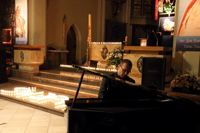 Czuwanie z aktorami Teatru Śląskiego