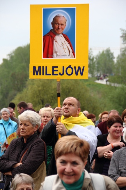 Transmisja kanonizacji Jana Pawła II i Jana XXIII - cz. 1