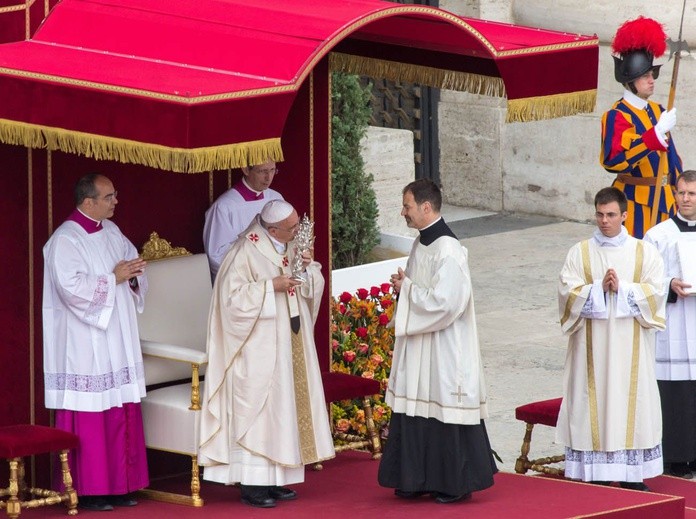 Kanonizacja dwóch papieży