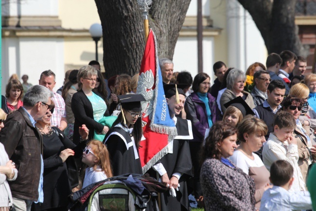 Święci w sanktuarium