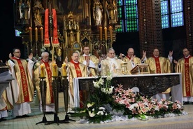 Dziękczynienie za świętych papieży