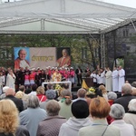 Uroczystość z okazji kanonizacji papieży w Kutnie