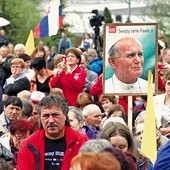 Transmisje Mszy świętej kanonizacyjnej z Rzymu można było śledzić na telebimach w dwóch sanktuariach: Miłosierdzia Bożego i Jana Pawła II