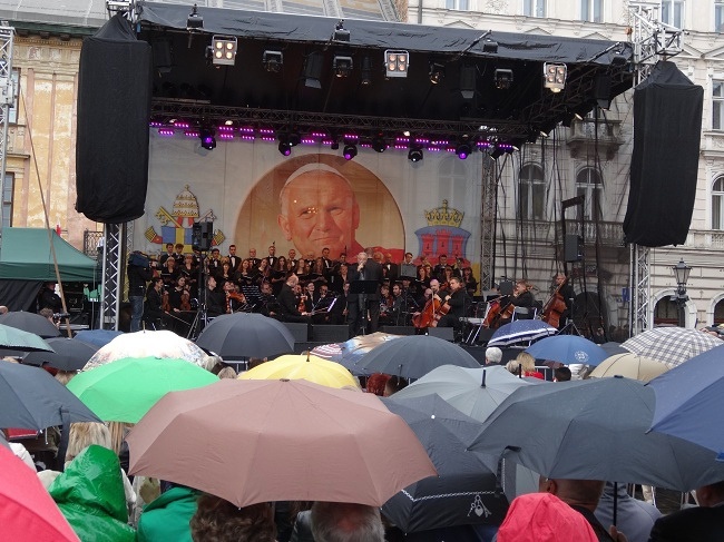 Koncert "Artyści swojemu świętemu" - cz. 1