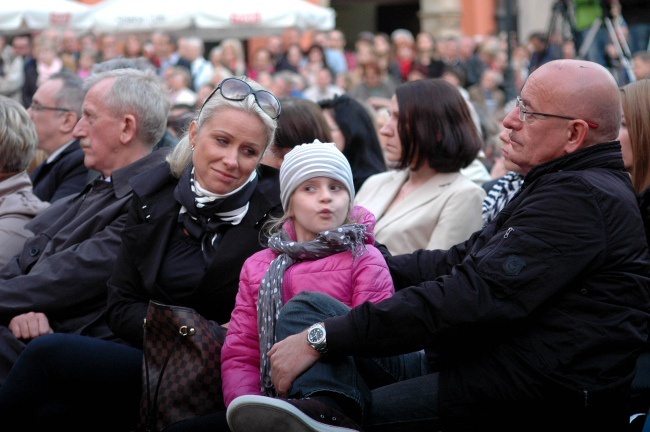 Koncert "Artyści swojemu świętemu" - cz. 2