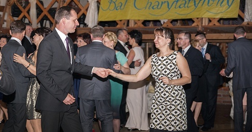 Bal charytatywny w Sławnie