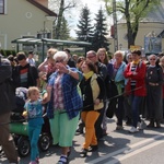 Pielgrzymi w drodze z Hałcnowa do Łagiewnik