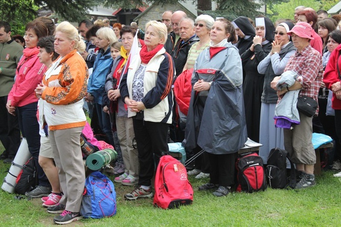 Pielgrzymia Msza św. w Hałcnowie