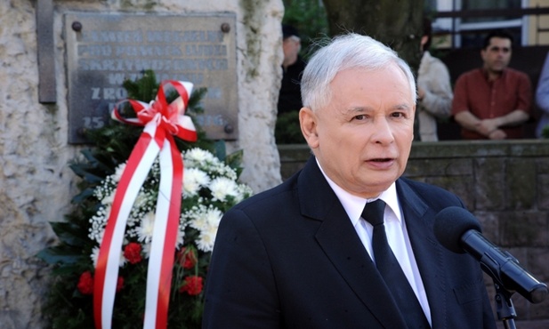 Zasada ”nic nowego o nas bez nas” jest podstawą dobrego myślenia o demokracji, o naszych sprawach, o Polsce - mówił Jarosław Kaczyński