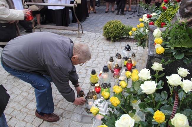 Poświęcenie pomnika św. Jana Pawła II