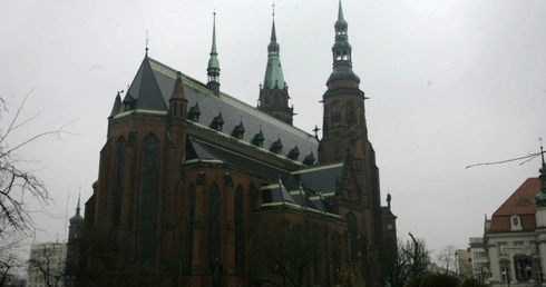 Znamy datę ingresu!