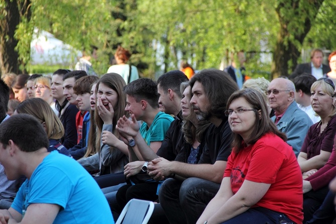 Koncert "Bądź jak Jezus" 2014 cz. 1