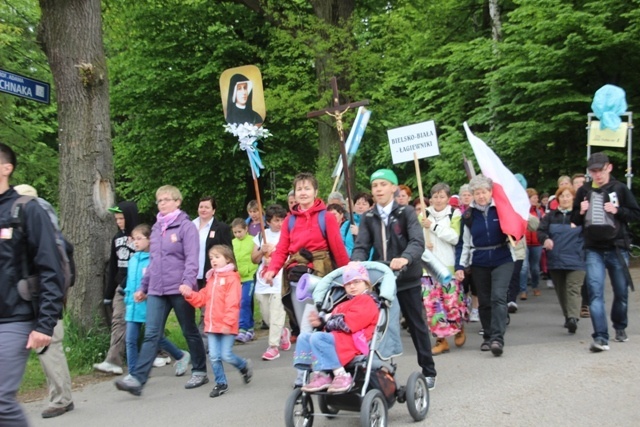 W drodze z ostatniego postoju do Łagiewnik