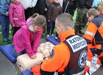 Trzeciomajowy piknik na Błoniach