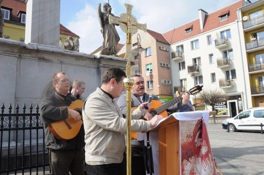 Wielka Misja na placach