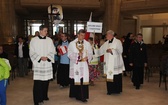 Pielgrzymi u św. Jana Pawła II w Łagiewnikach