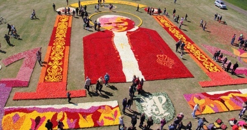 Święty z tulipanów