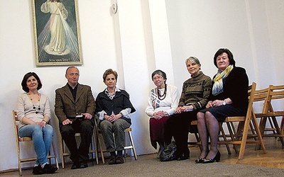  Grupa „Wierni Małżeństwu” spotyka się w każdy wtorek w parafii na Mokotowie