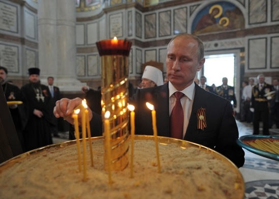 Putinowi potrzebny jest zewnętrzny wróg