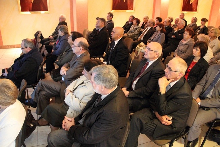 Pielgrzymka rodzin do Piekar Śl.