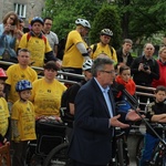 Prezydent Komorowski z cyklistami w Bielsku-Białej