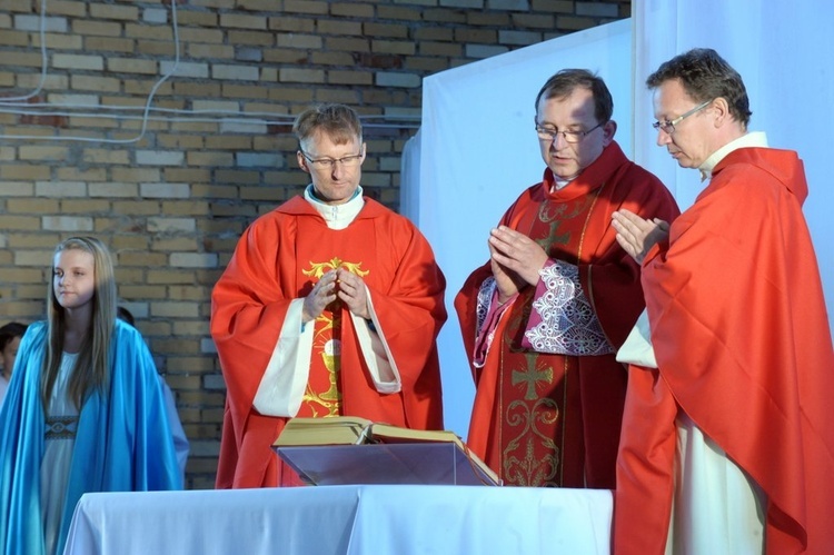 "Tajemnice Eucharystii" w Świebodzicach